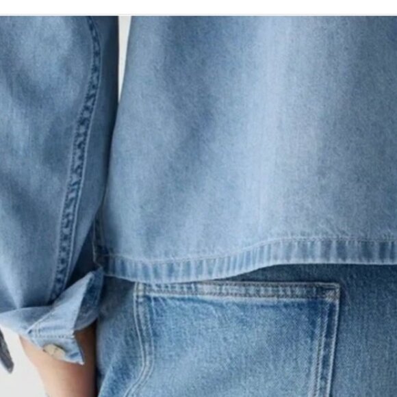 J. Crew Chambray Popover Shirt Storm Wash, Size Large NWT - Picture 3 of 10